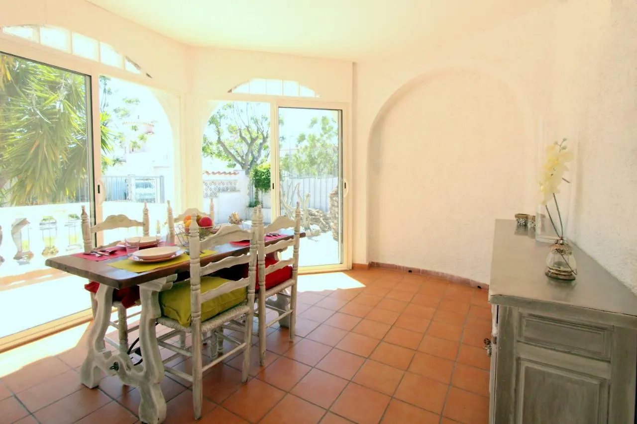 Leon Inmo Chalet Amira - 10191 Empuriabrava Semesterbostad